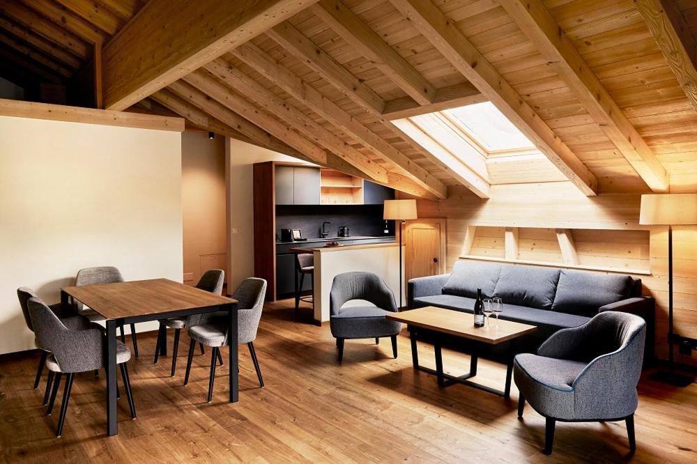 Hotel Alpenland Gstaad Luaran gambar