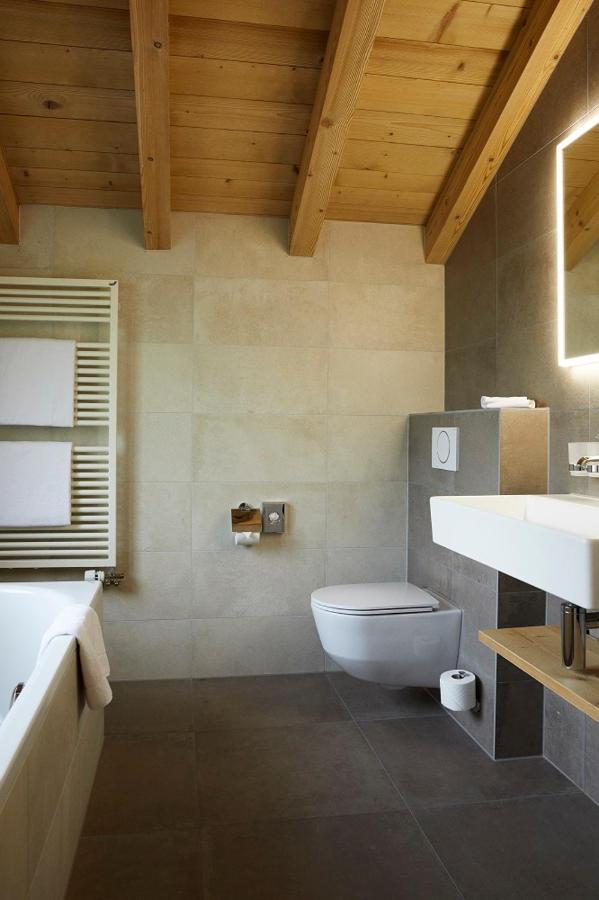 Hotel Alpenland Gstaad Luaran gambar