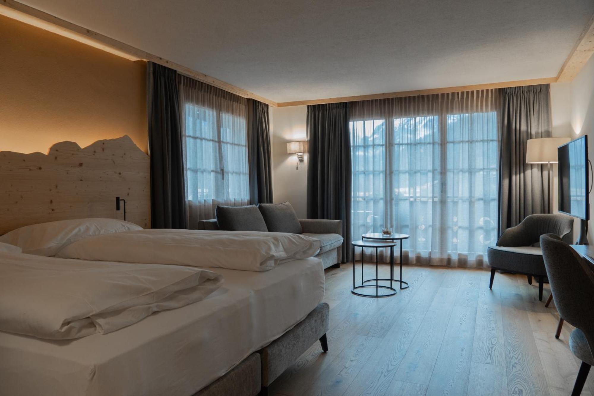 Hotel Alpenland Gstaad Luaran gambar