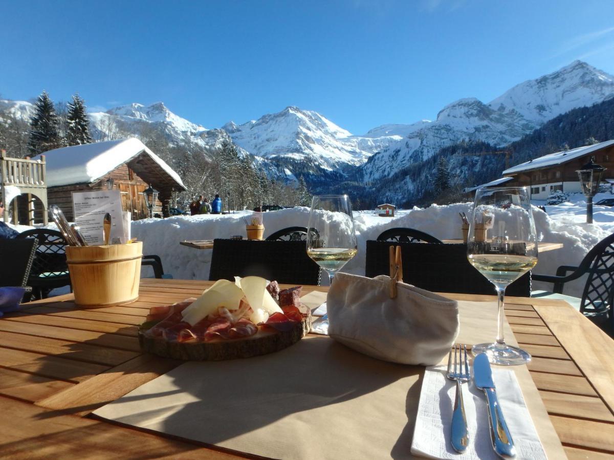 Hotel Alpenland Gstaad Luaran gambar